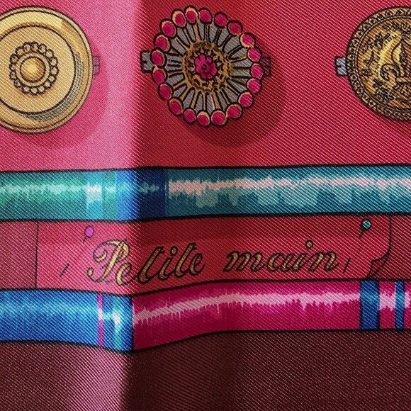 Hermès Petit Main Silk Scarf Carre 90 Red Boxed Authenticated Paris Vintage - Picture 10 of 16